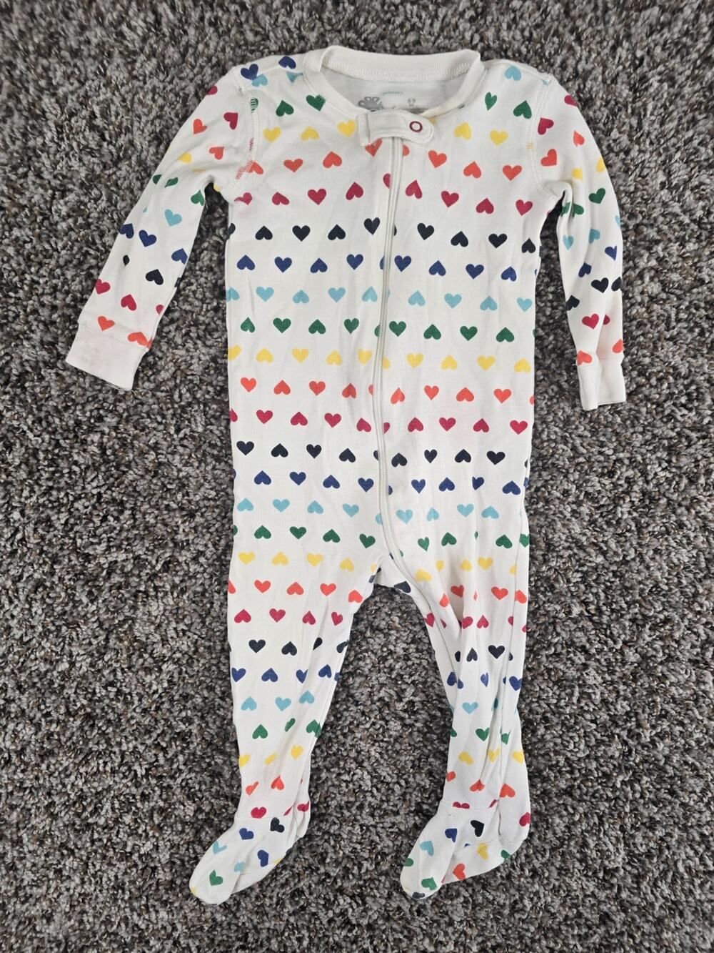 Primary baby organic zip footie in a rainbow heart print Sz 6-9M